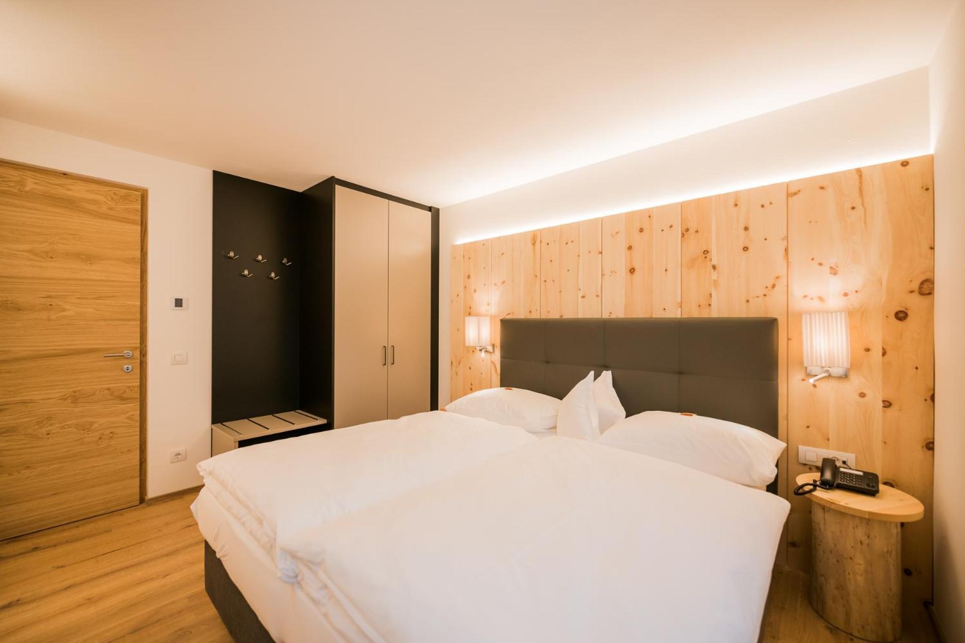 Alpenwellnesshotel St. Veit Sexten Cameră foto